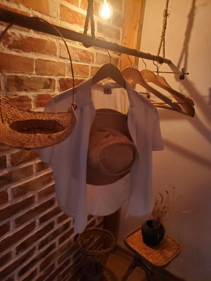 Relax Inn Korce Ngoại thất bức ảnh