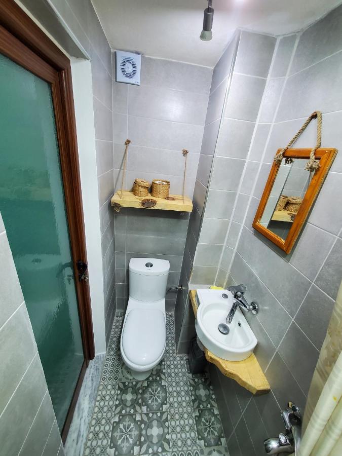 Relax Inn Korce Ngoại thất bức ảnh